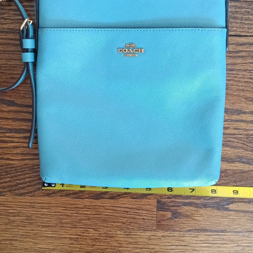 NWOT Coach Blue Cross Body Bag - Picture 4 of 10